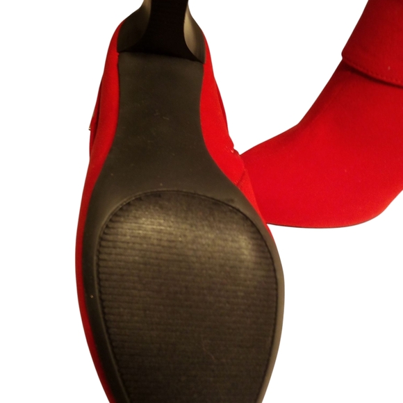 Aubrey Lynn Red Or Black Suede Booties, New In Box, 3" Block Heel, Zipper/Buckle - Picture 14 of 15